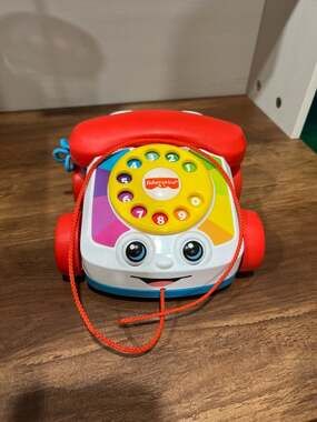 Fisher-Price Chatter Telephone Baby and Toddler Pull Toy with Rotary Dial